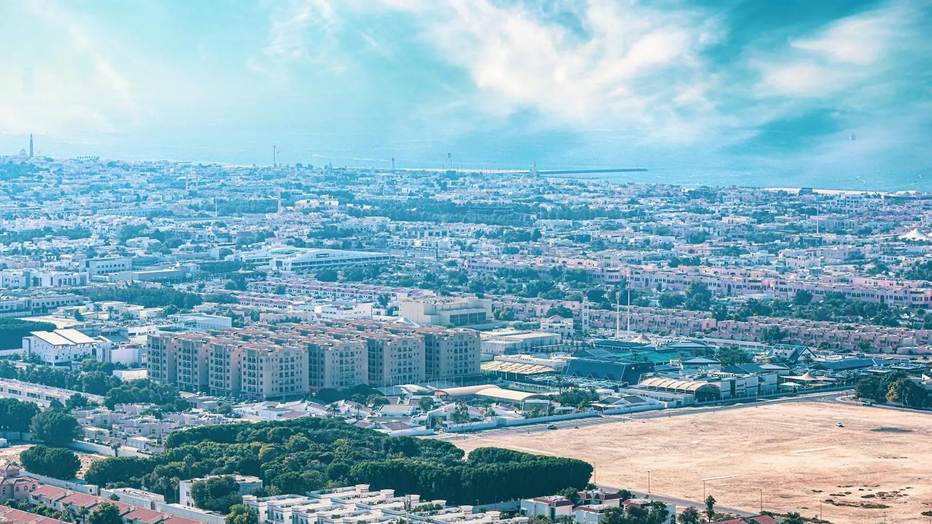 Apartment Visionary Vista: 2Br Al Habtoor City Dubai